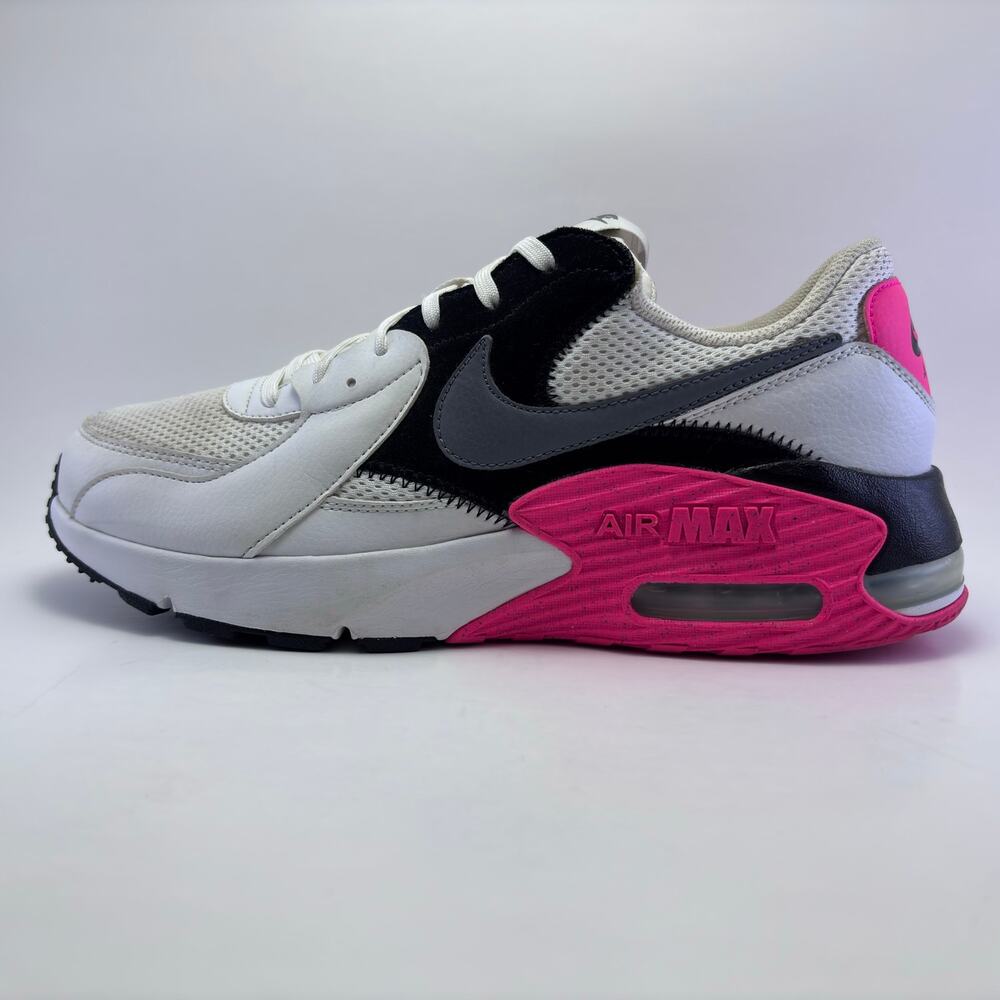 NIKE AIR Max Excee White/Pink/Black Athletic Shoes Womens Size 11